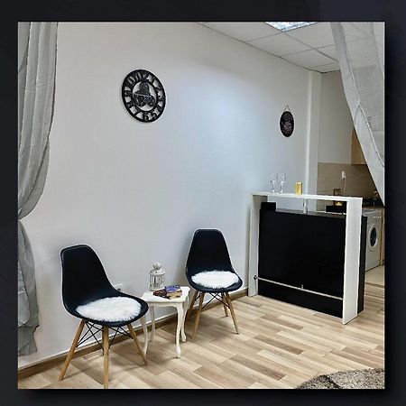Sky Apartman Стара Пазова Екстер'єр фото